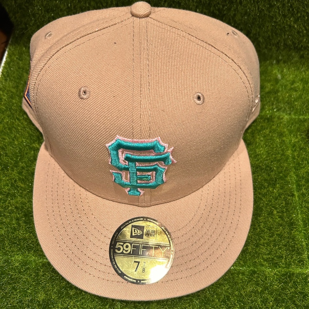 Sandstorm hat club